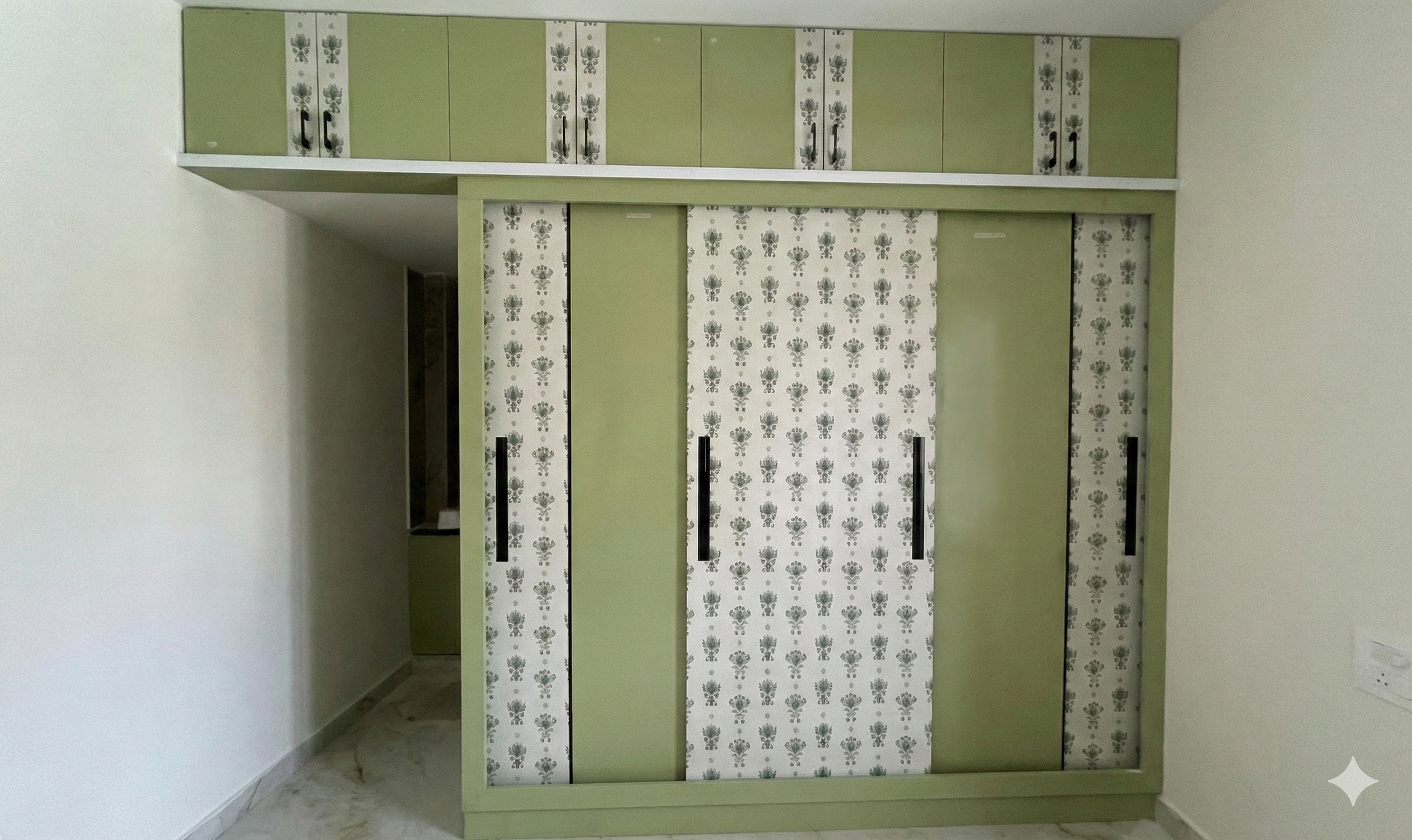 Modern Green Sliding Wardrobe